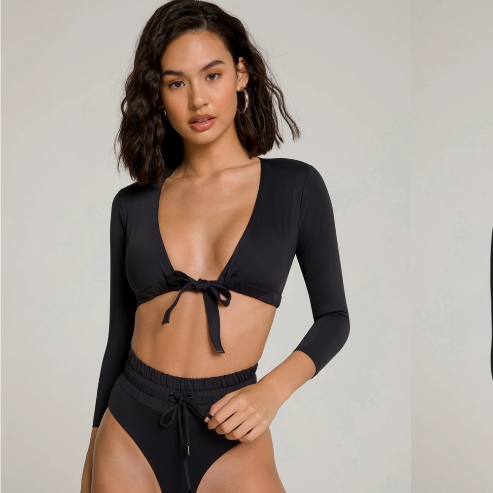 NWT Good American Sexy Boost top size L